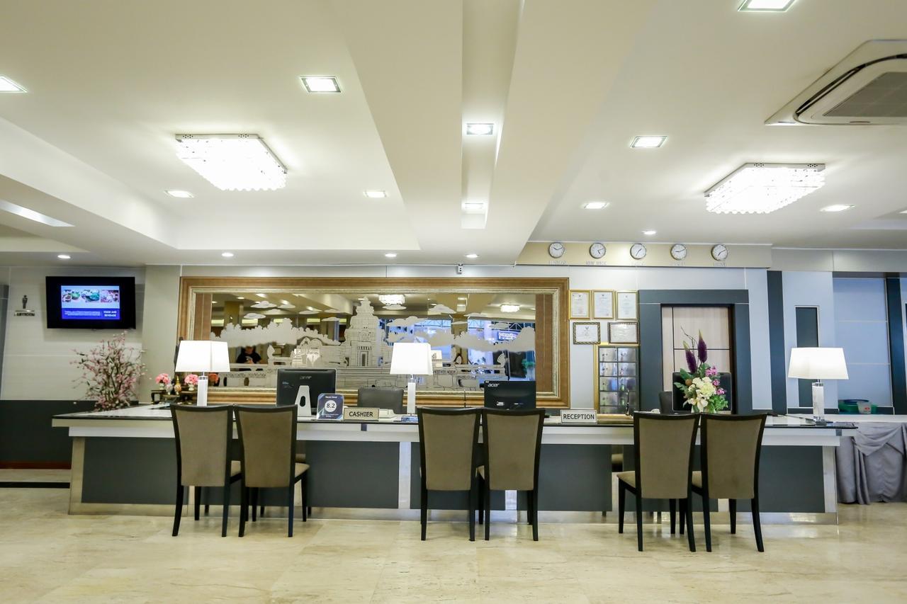 Korat Hotel - Sha Plus Nakhonratchasima Екстериор снимка