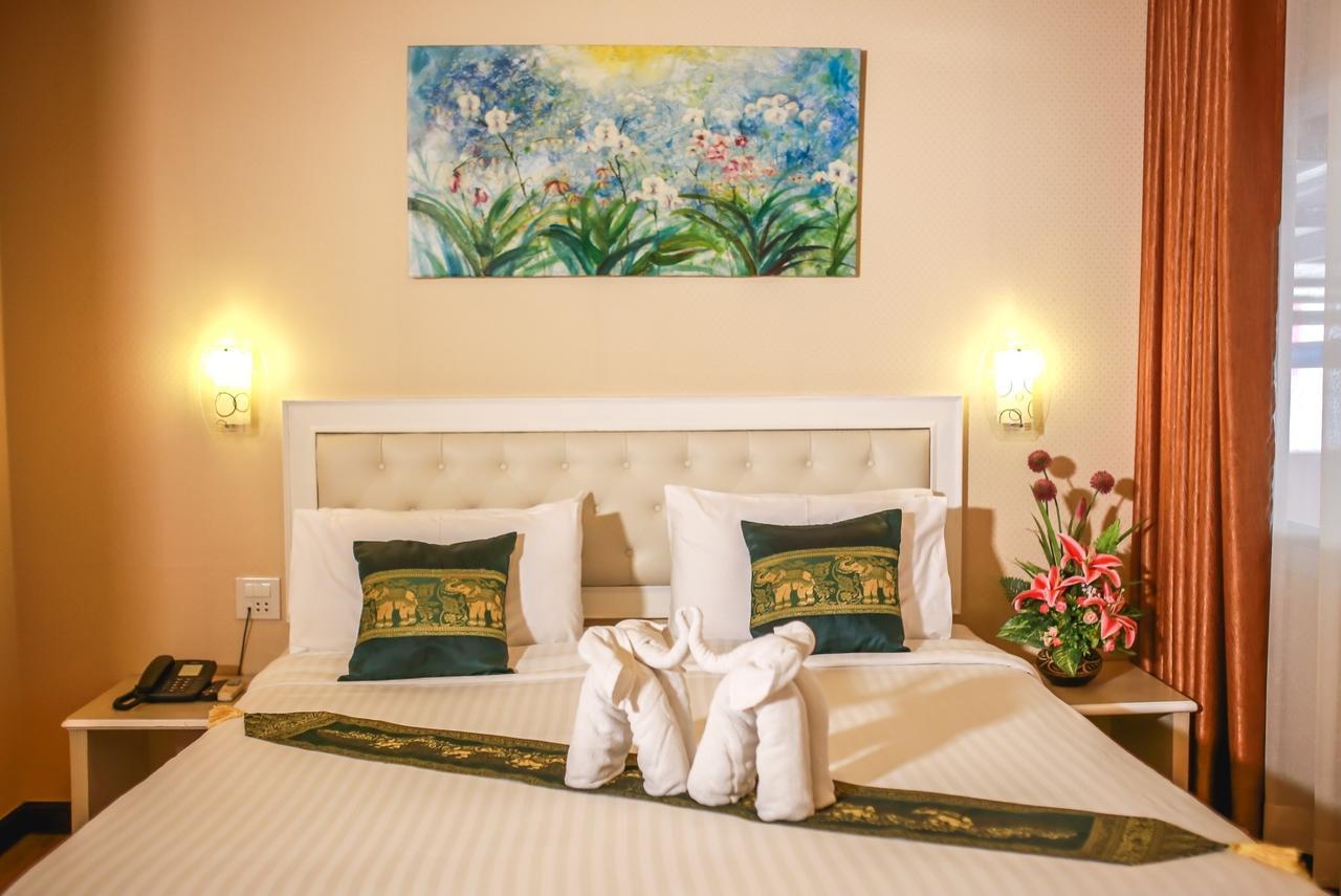 Korat Hotel - Sha Plus Nakhonratchasima Екстериор снимка