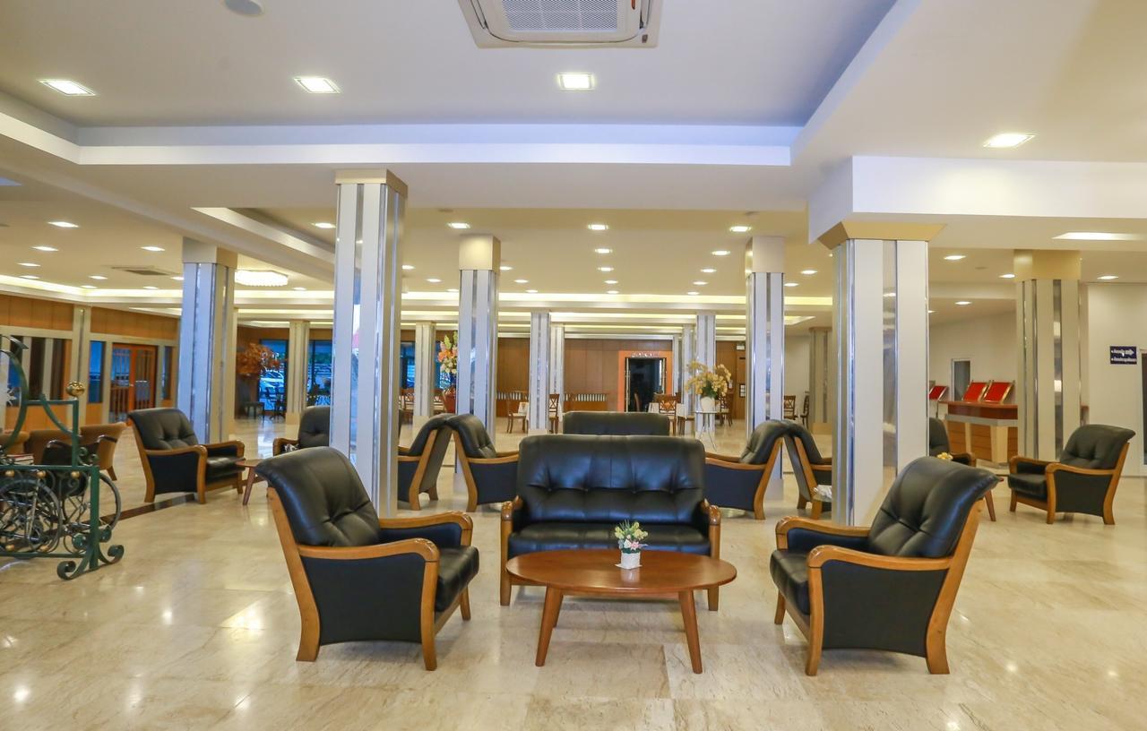 Korat Hotel - Sha Plus Nakhonratchasima Екстериор снимка