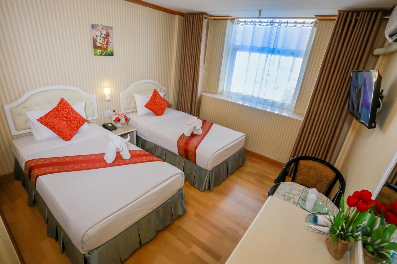 Korat Hotel - Sha Plus Nakhonratchasima Екстериор снимка